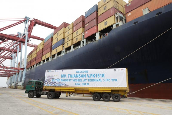 MSC Mediterranean Shipping Company Indonesia Received Double Awards from IPCTPK